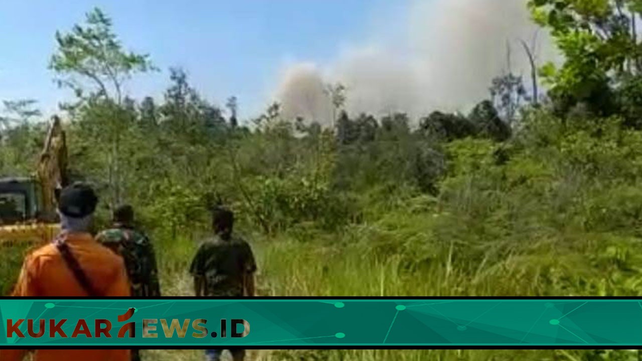 BPBD Kukar Lakukan Penanganan Karhutla di Desa Sebemban