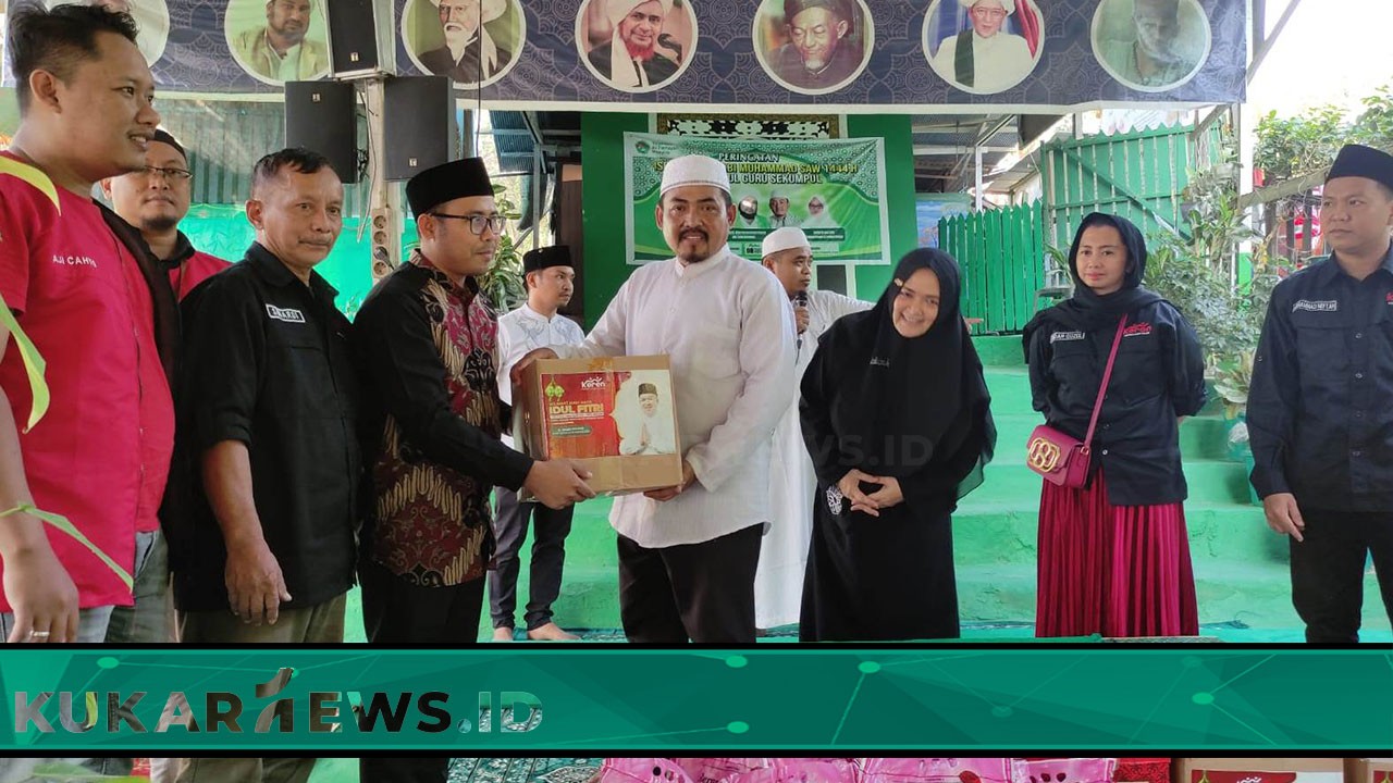 KEREN Sambangi Ponpes Al Farisyah Hasyim Berikan Bantuan Paket Lebaran dan Sembako 