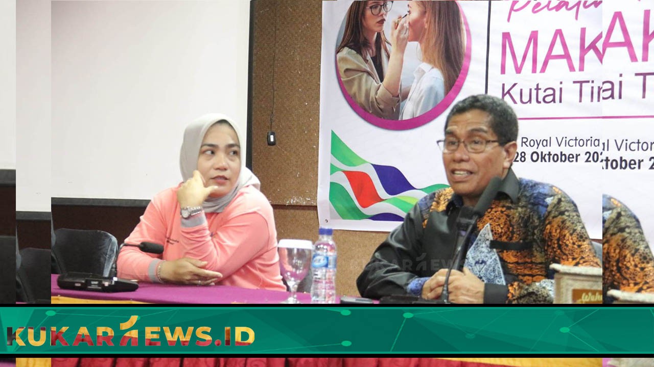 Melalui Pokir Dewan, Pelatihan Make Up Kutim Sukses Digelar