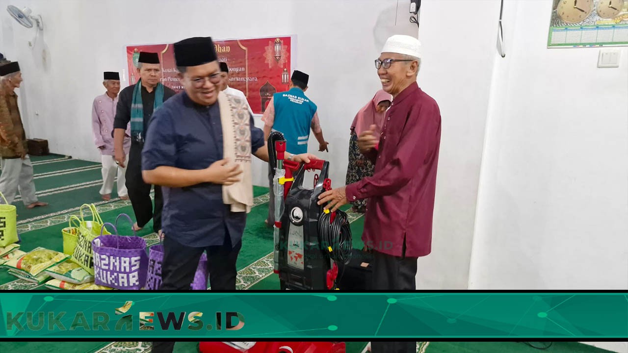 Rendi Solihin Safari Ramadan Sekaligus Mengecek Pembangunan Infrastruktur di Kembang Janggut