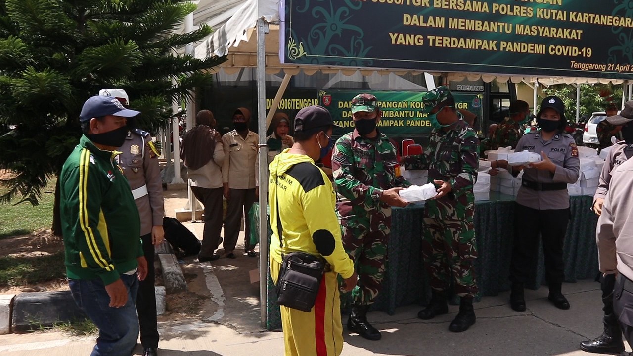 Kodim 0906 Tenggarong Bersama Polres Kukar dirikan Dapur Lapangan